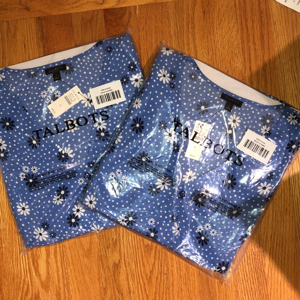 PIOET SLEEVE WRAP TOP - FLOWERS & DOTS